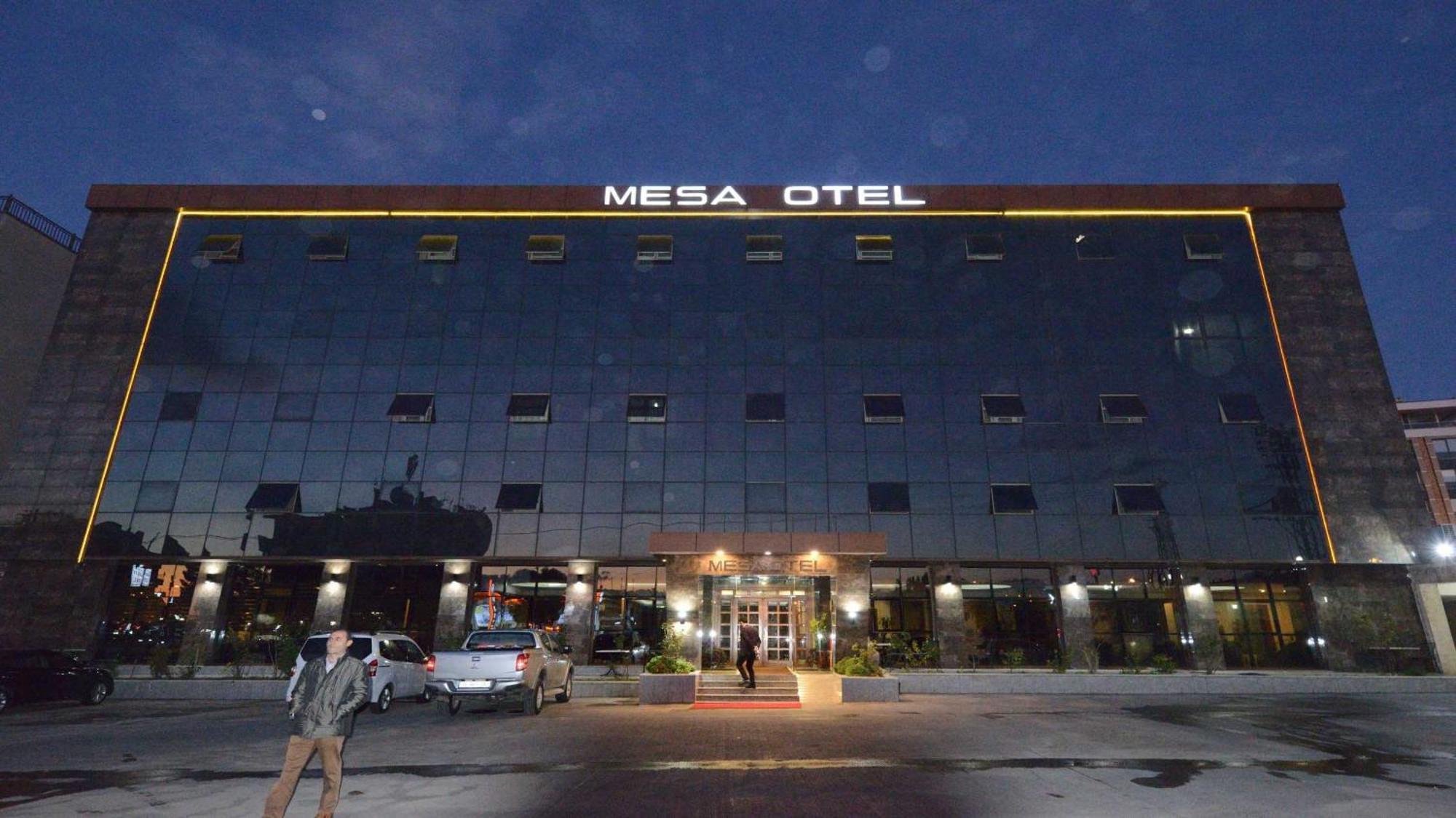 Mesa Hotel บาทมาน ภายนอก รูปภาพ